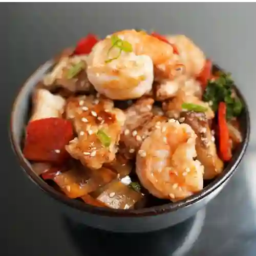 Chop Suey de Carnes y Camarones