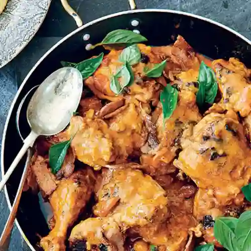 Pollo en Zumo de Coco