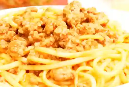 Spaguetti con Boloñesa Junior