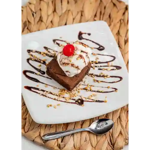 Brownie con Helado