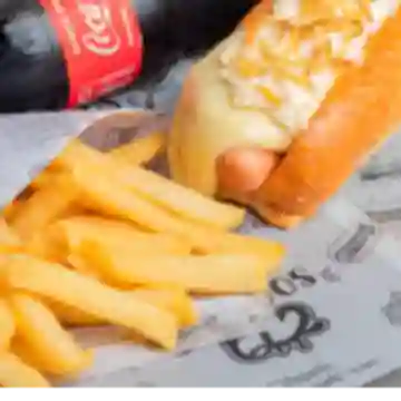 2x1 2 Perros- 2 Papas-2 Bebidas