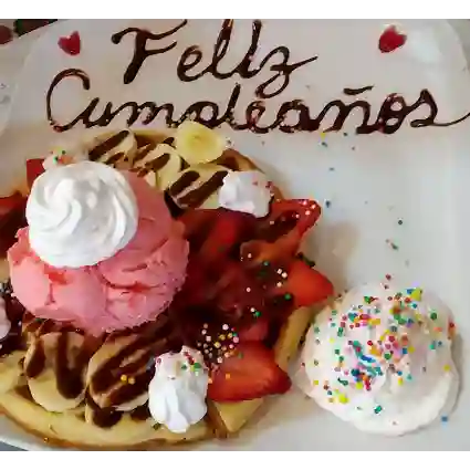 Waffle de Cumpleaños