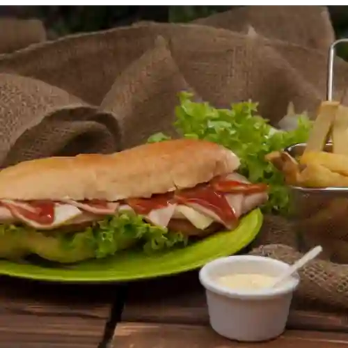 Sándwich Ranchero en Combo