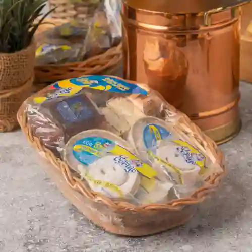 Canasta Típica Pequeña X 325G
