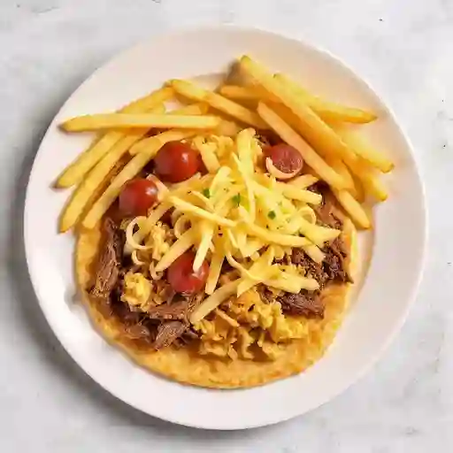 Salchipapa Arepamía