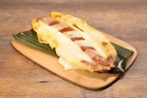 Plátano Asado con Queso y Bocadillo