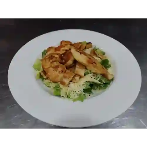 Ensalada Cesar con Pollo