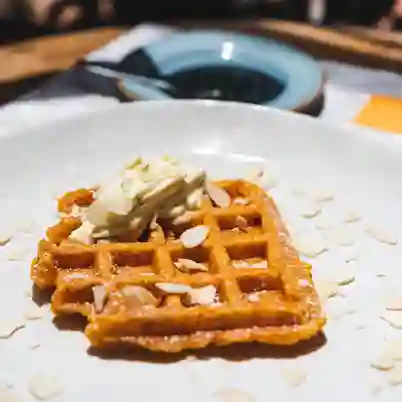 Waffle de Torta de Zanahoria