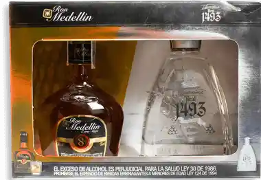 1493 Licor Aguardiente.