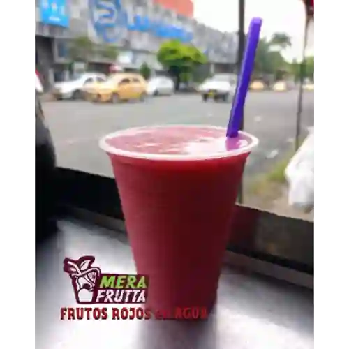 Frutos Rojos en Agua 16 Oz