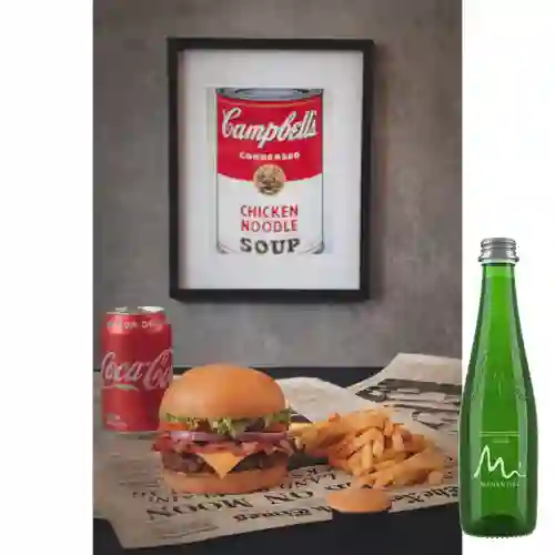 Bacon Cheese Burger +Papas. + Manantial C/gas 300ML