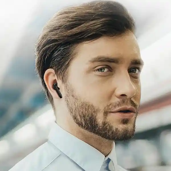 1More Audífonos Con Cancelación de Ruido Negro Q20