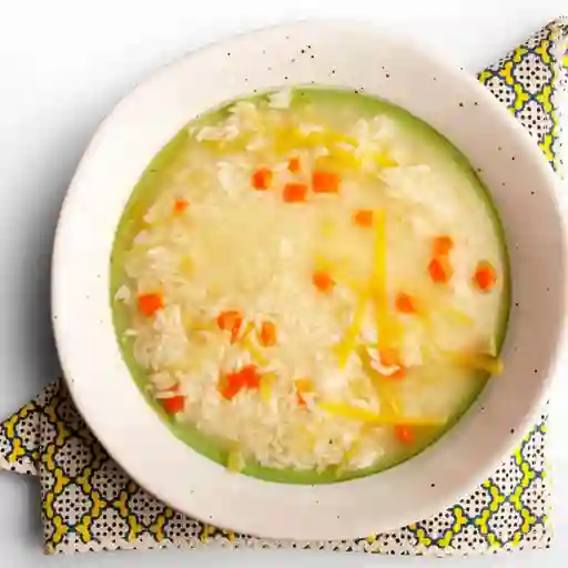 Sopa con arroz