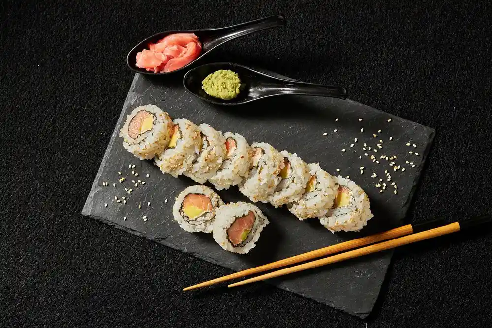 Sushi Maki Trucha Ahumada