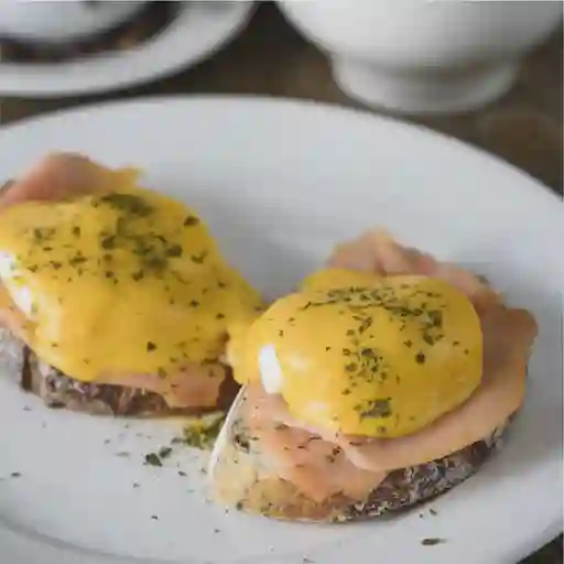 Benedictinos Salmón Ahumado