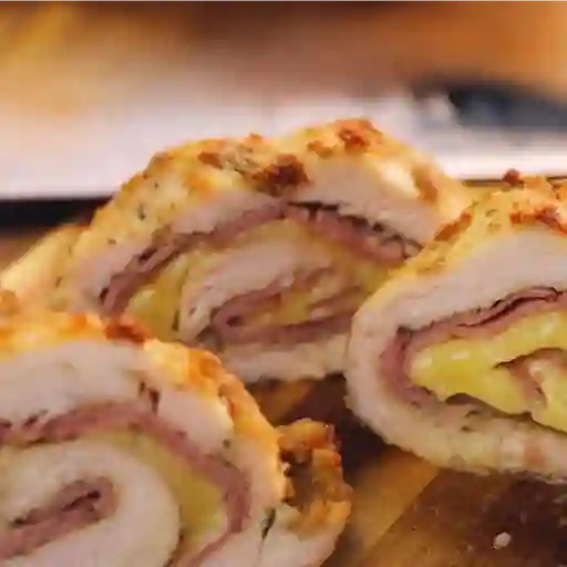 Rollo pollo/tocineta