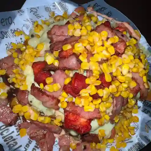 Salchipapa salchi capa familiar