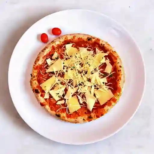 Pizza De La Casa Tres Quesos M