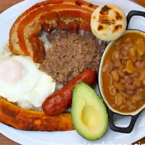 Bandeja Paisa