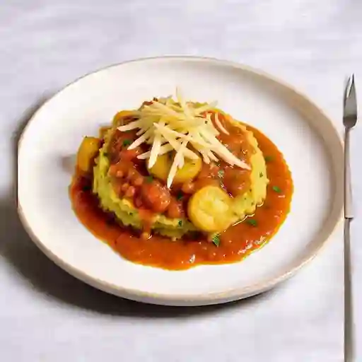 Cayeye con Hogao y Queso Costeño