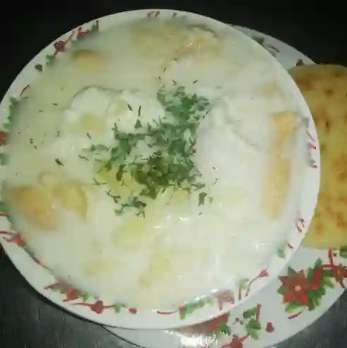 Caldo de Huevo