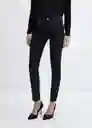 Jean Pushup Negro Talla 32 Mujer Mango