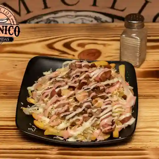 Salchipapas salvajada 1 persona