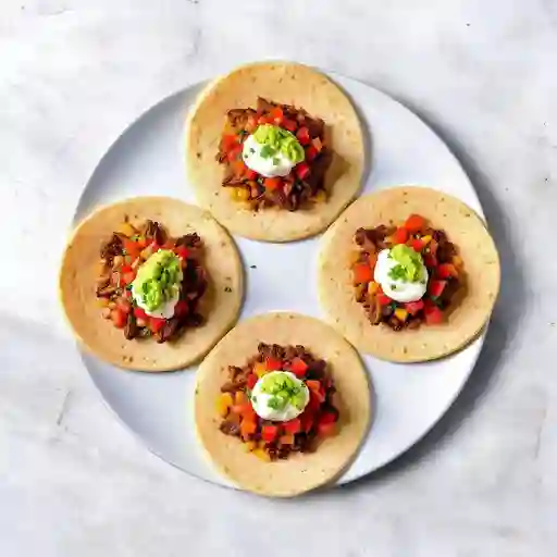 Sopes Carnitas