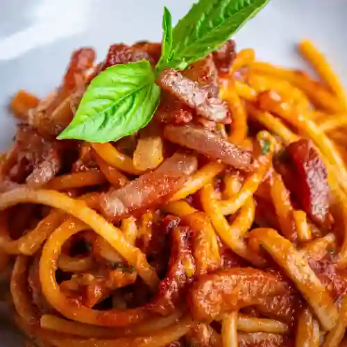 Pasta Amatriciana con Guanciale