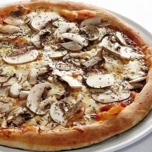 Pizza Pollo con Champiñones