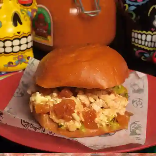 Torta pollo tártara piñapicante