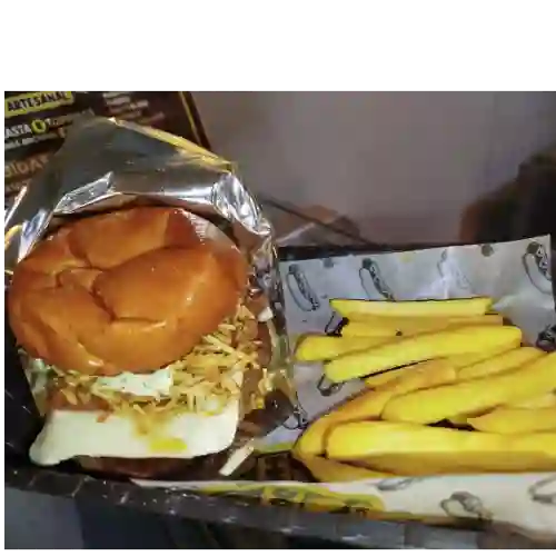 Combo de Hamburguesa con Papas