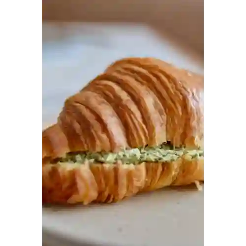 Croissant Pesto y Ricotta