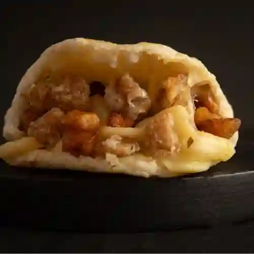 Chicharrón Madurito y Queso