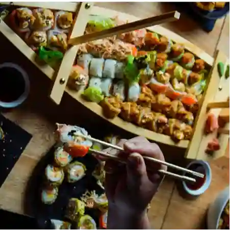 Combo de Sushi X 60