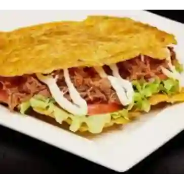 Patacón de Carne