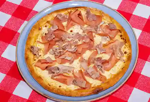 Pizza Carnes