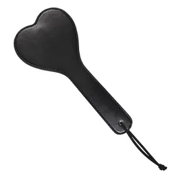 Paleta Corazón Negro Cuero