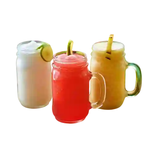Jugos Naturales en Agua