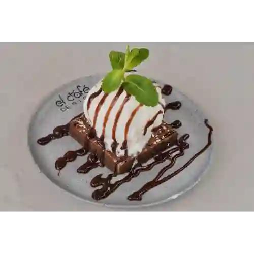 Brownie con Helado