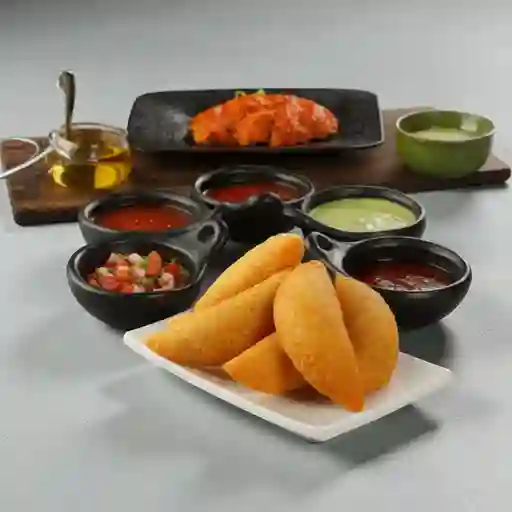 Empanadas Paisas 10 Unidades