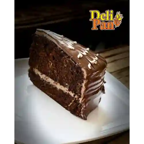 Porcion de Torta Cubierta Chocolate Blanco