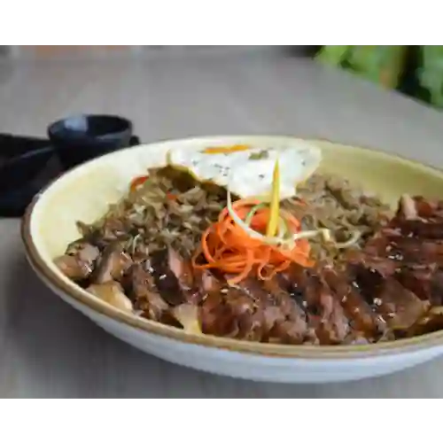 Bibimbap Filete de Res