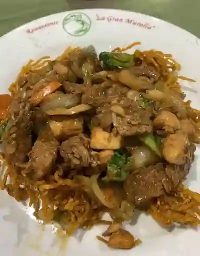 Chow Mein de Pollo Lomito Mediano