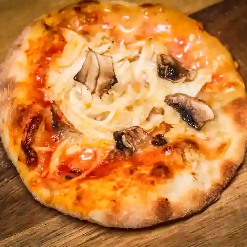 4 Mini pizzas y 1 bebidas