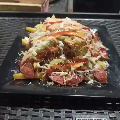Salchipapa Solo Carne