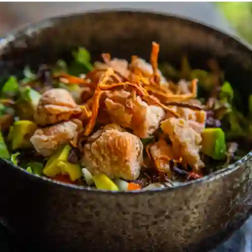 Ensalada con Salmon Frito