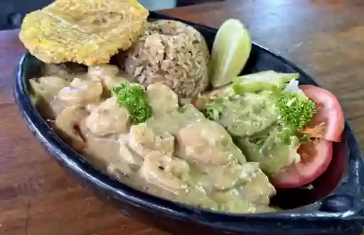 Filete en Salsa de Camarones