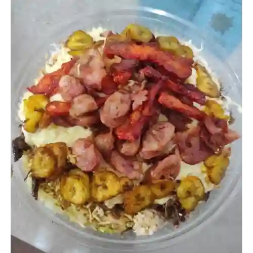 Salchipapa Explosión