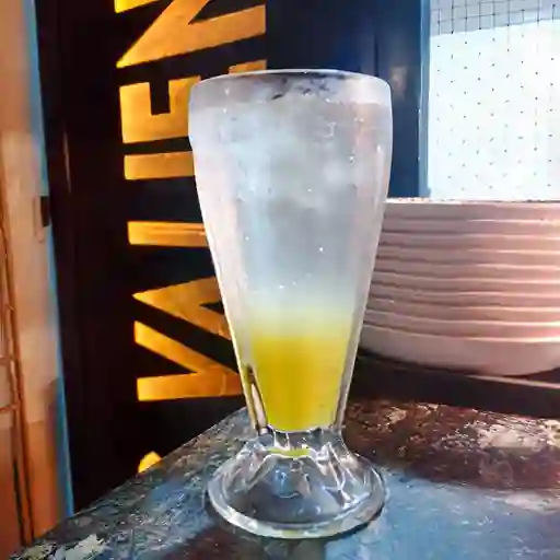 Soda Piña & Hierbabuena